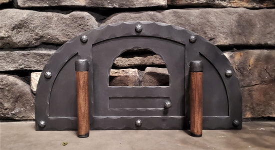 All About Pizza Oven Doors – Hinged vs. Freestanding