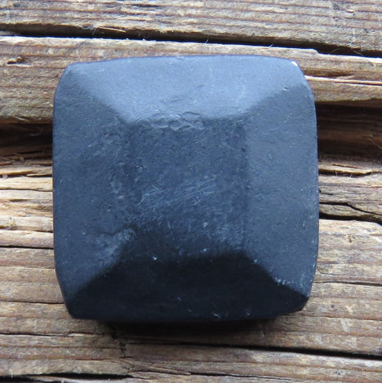 1" Square Plateau Hammered Head Nail