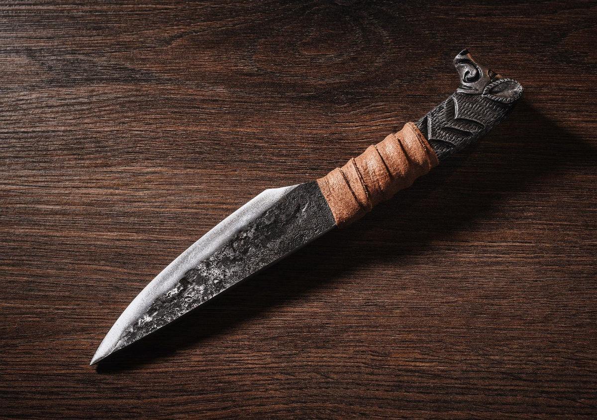 Jagged Rose Full Tang Clip Point Hand Forged Damascus Steel Small