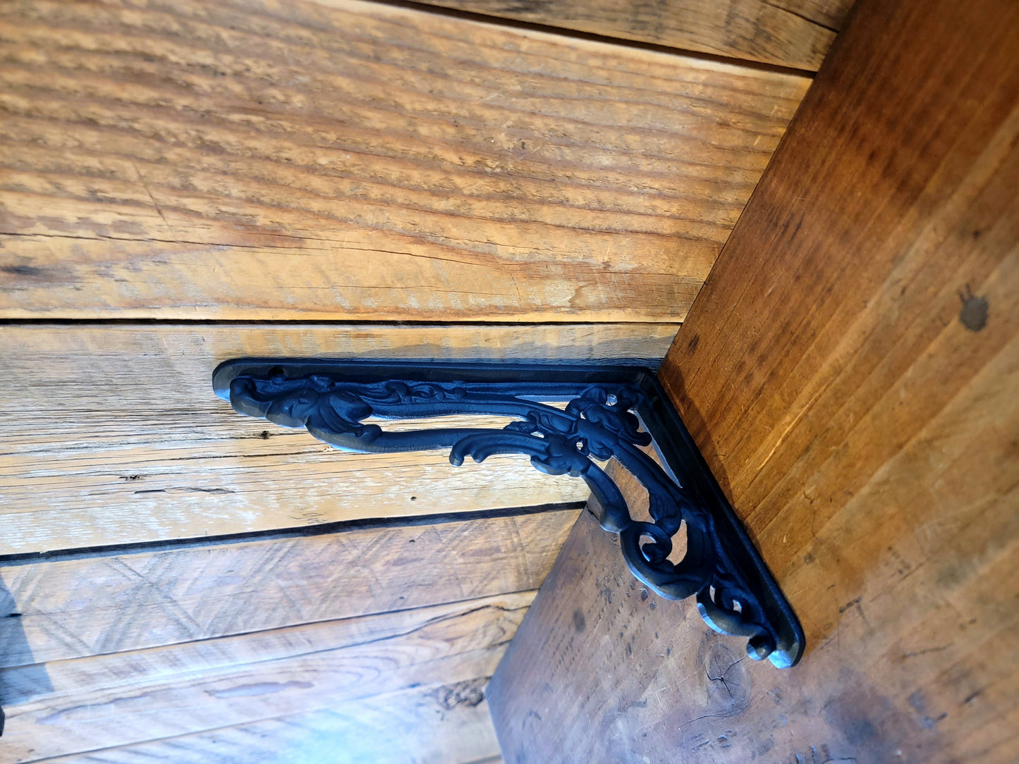 Romantic Iron Corbel / Iron Shelf Bracket