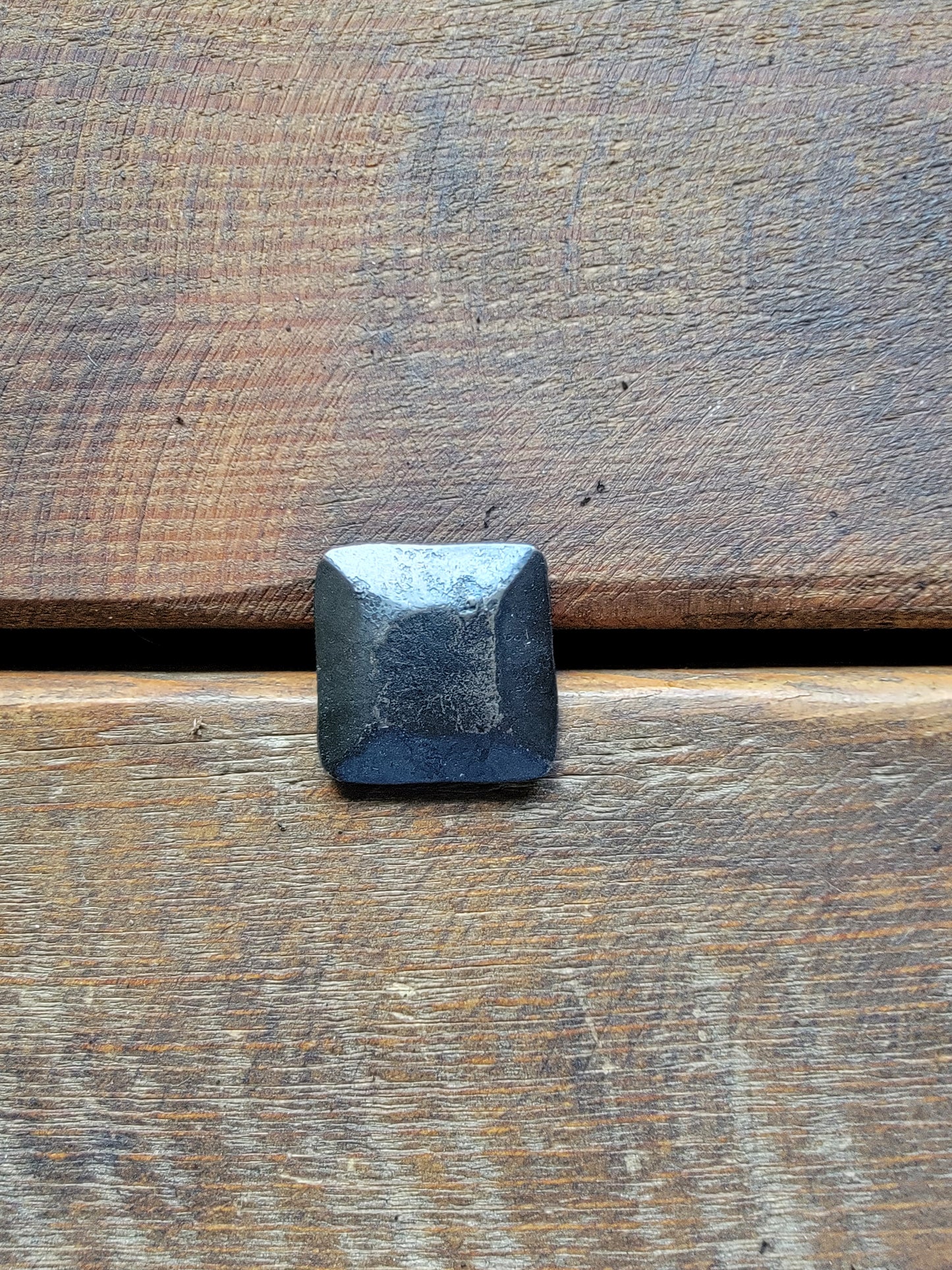 1 1/2" Square Plateau Hammered Head Clavo / Decorative Nail Head