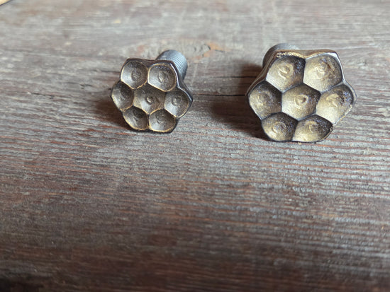 3/4" Dia. Flower Head Bolt