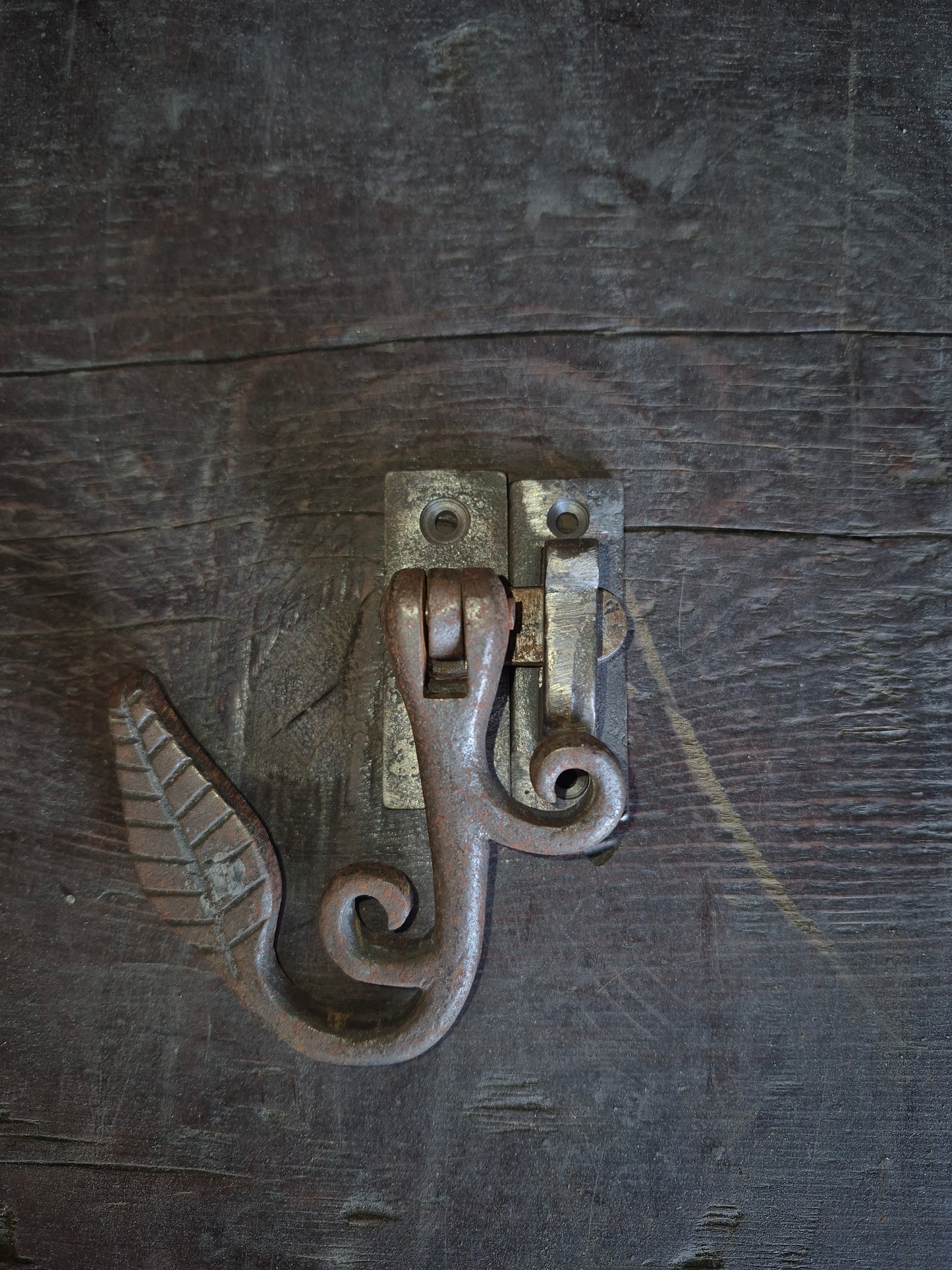 Old English Castle Iron Latch