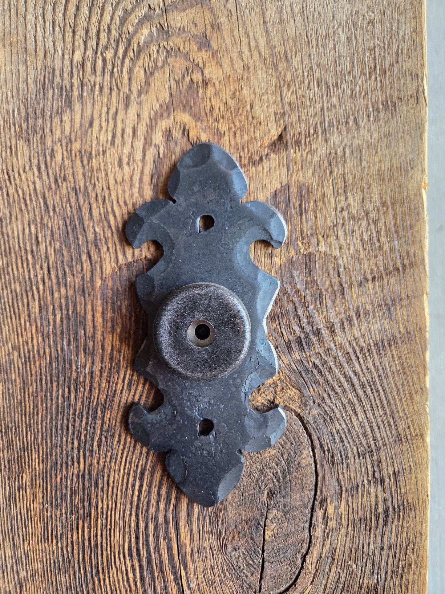 British Fleur De Lis Iron Doorstop