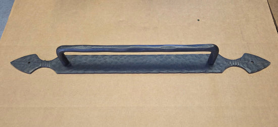IN STOCK Authentic Arrowhead Iron Towel Rack