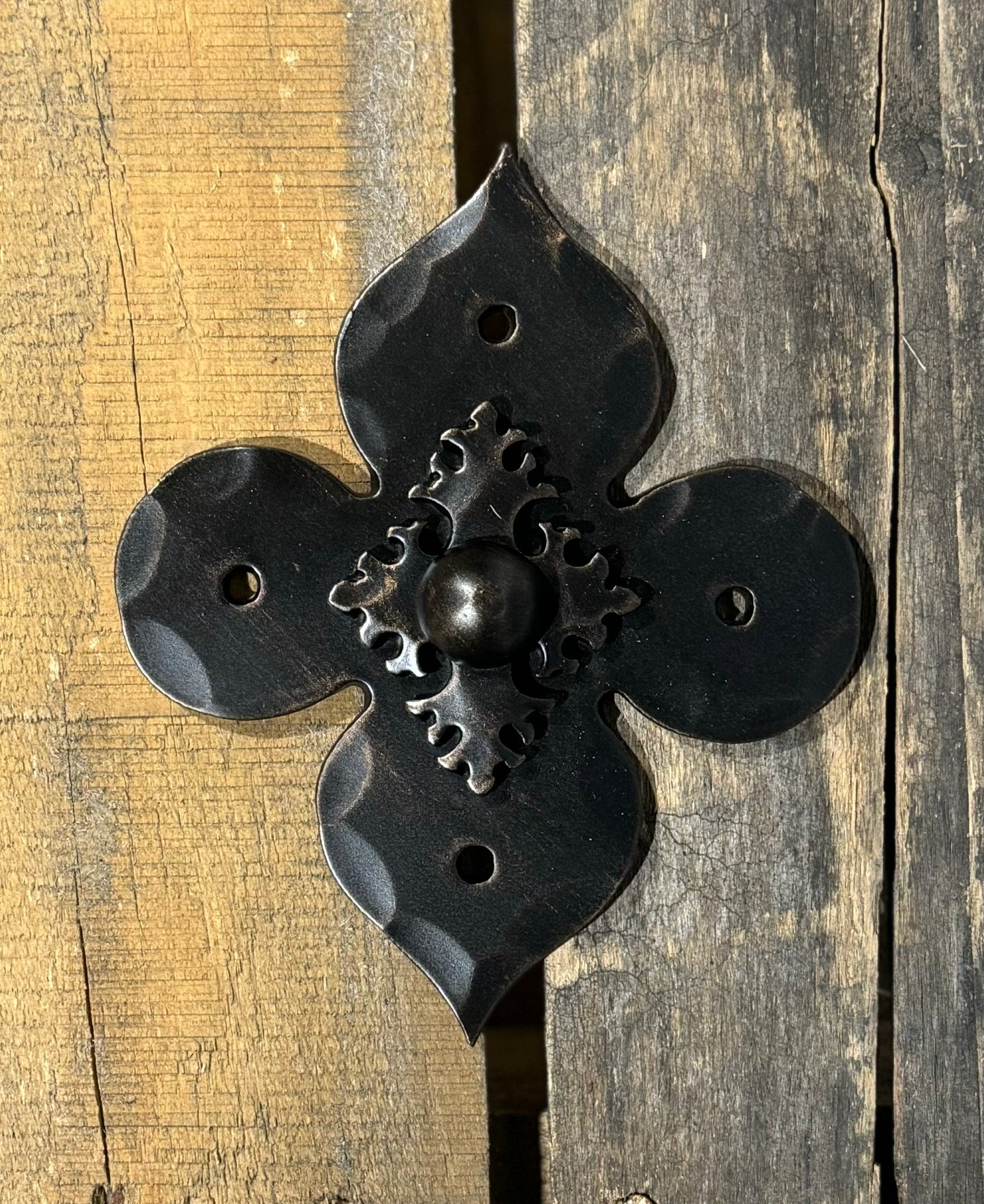 Mediteranean Iron Rosette