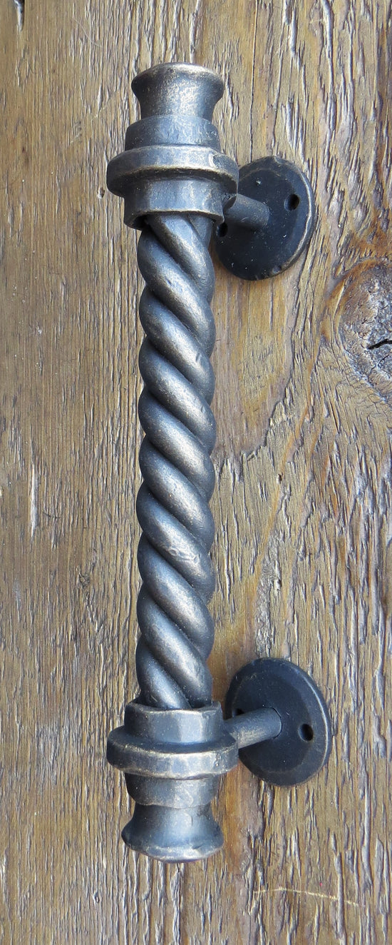 Load image into Gallery viewer, Greco-Persian Door Pull Without Backplate
