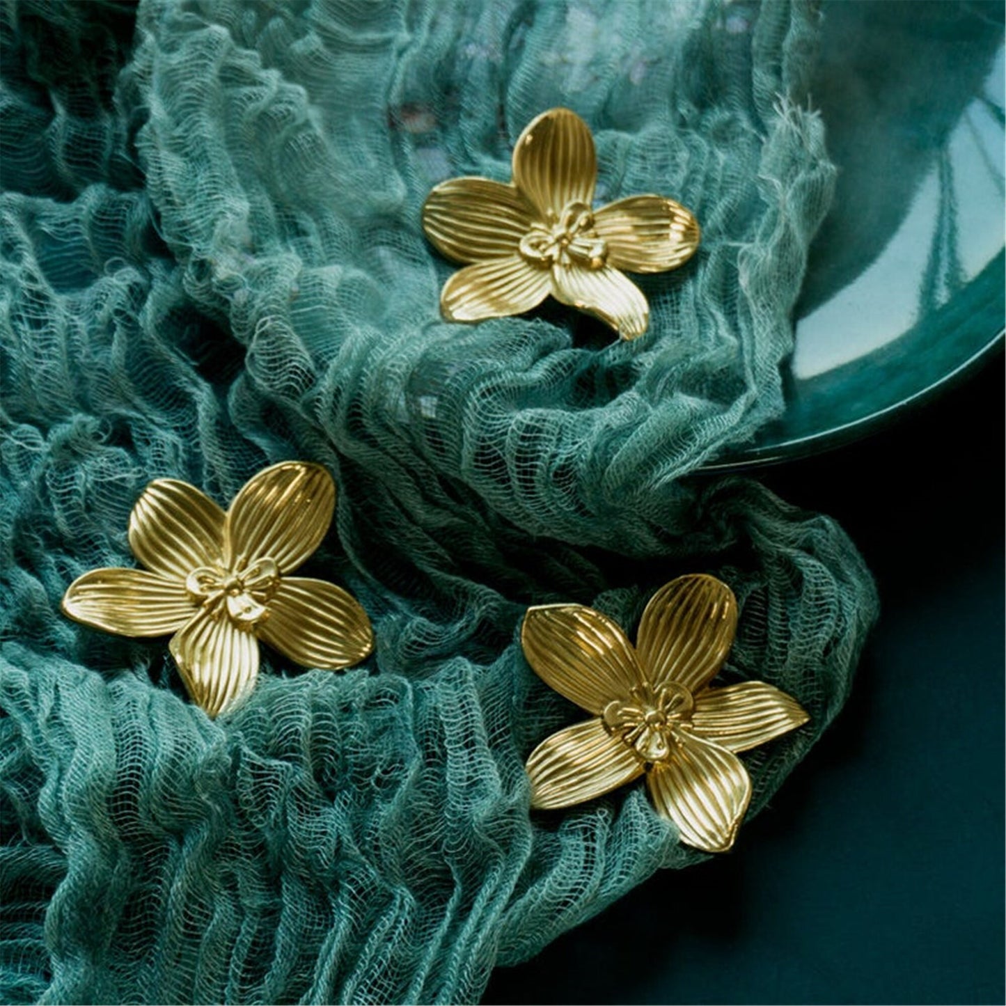 Nordic Flower Brass Drawer Pulls Cabinet Knobs & Handles Drawer Pull
