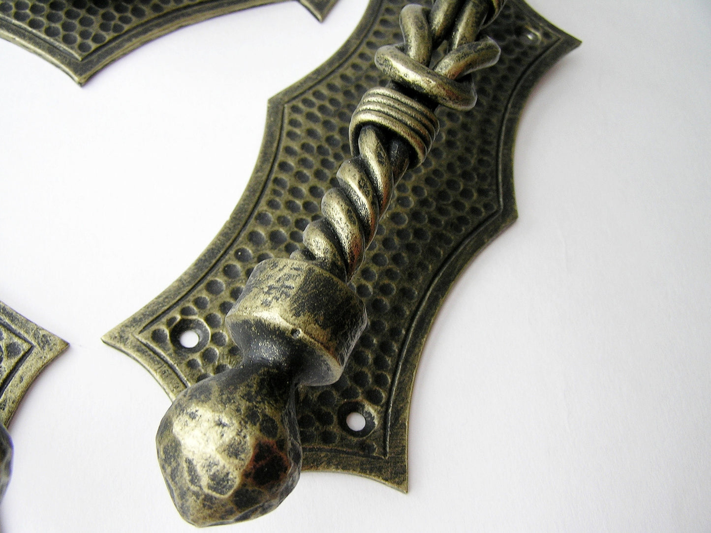 Knot of Hercules wrought iron door handles in gold Door Knobs & Handles
