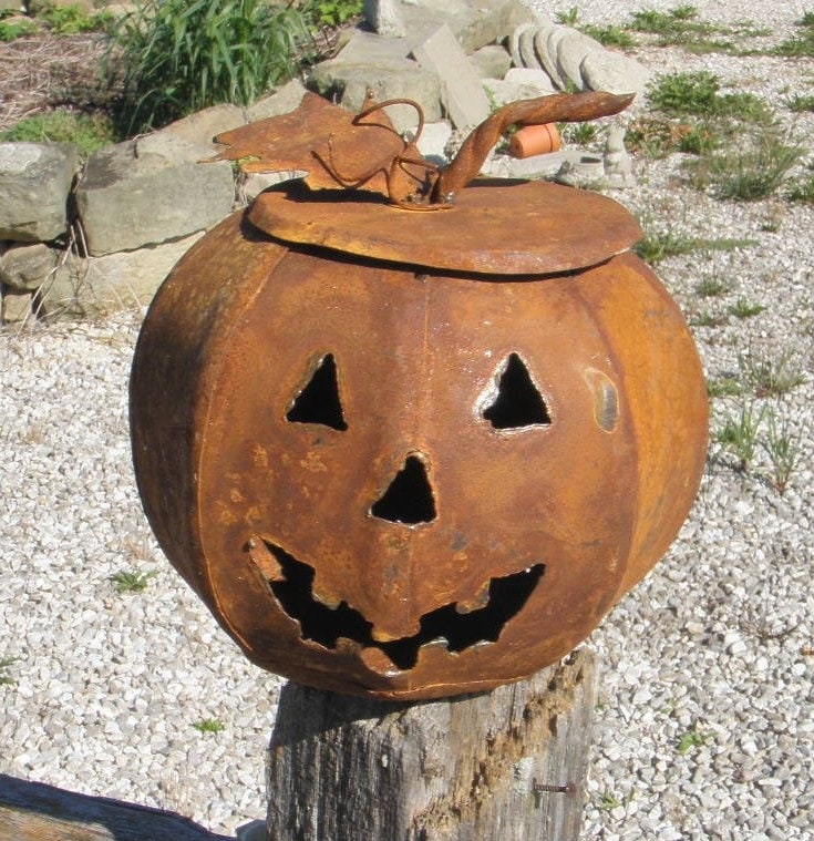 Small Rusty Metal Jack-0-Lantern Pumpkin with Witches Hat