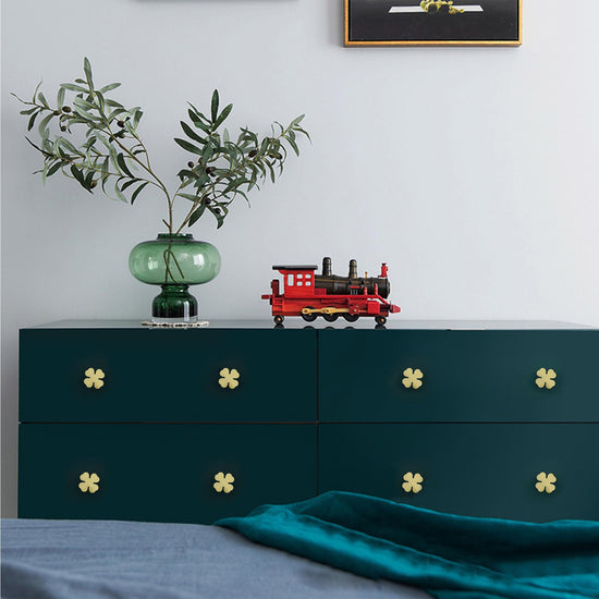 Clover Kitchen Pulls Cabinet Knobs & Handles Cabinet Knob