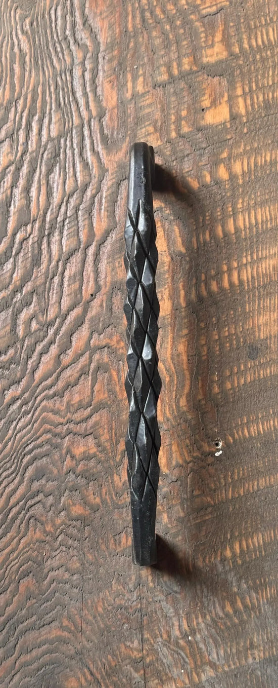 Scaled Iron Door Pull Door Knobs & Handles Door Pull