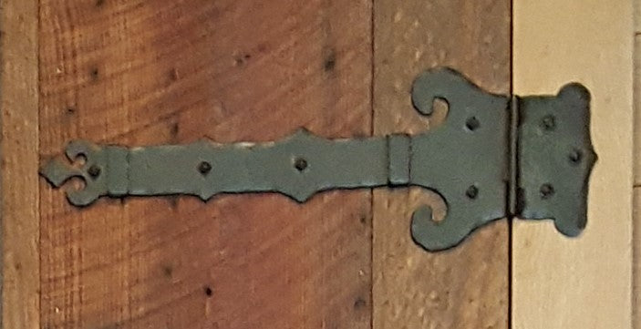 Baroque Iron XL Functioning Hinge Strap