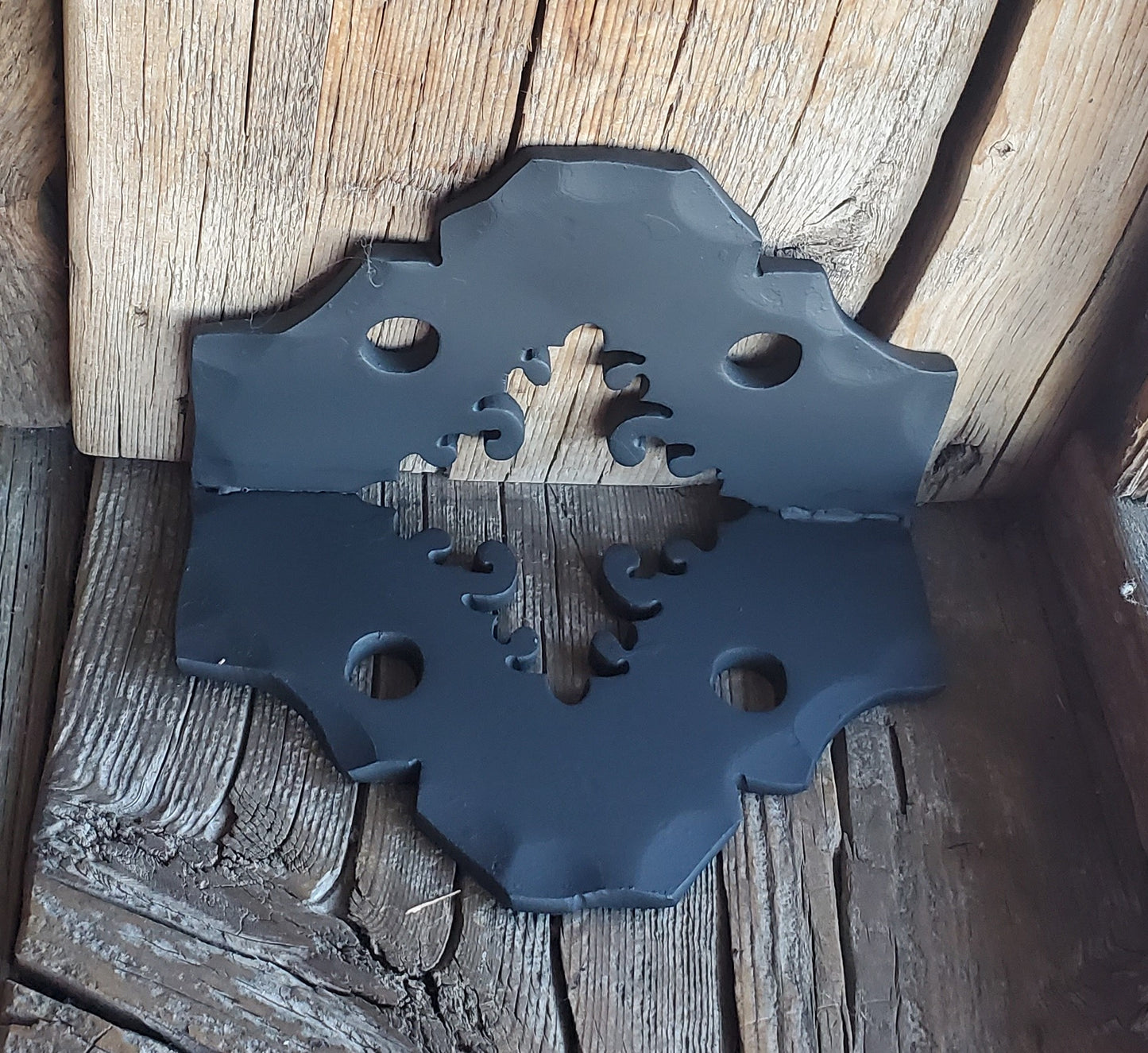 Romantic Iron Angle Brace