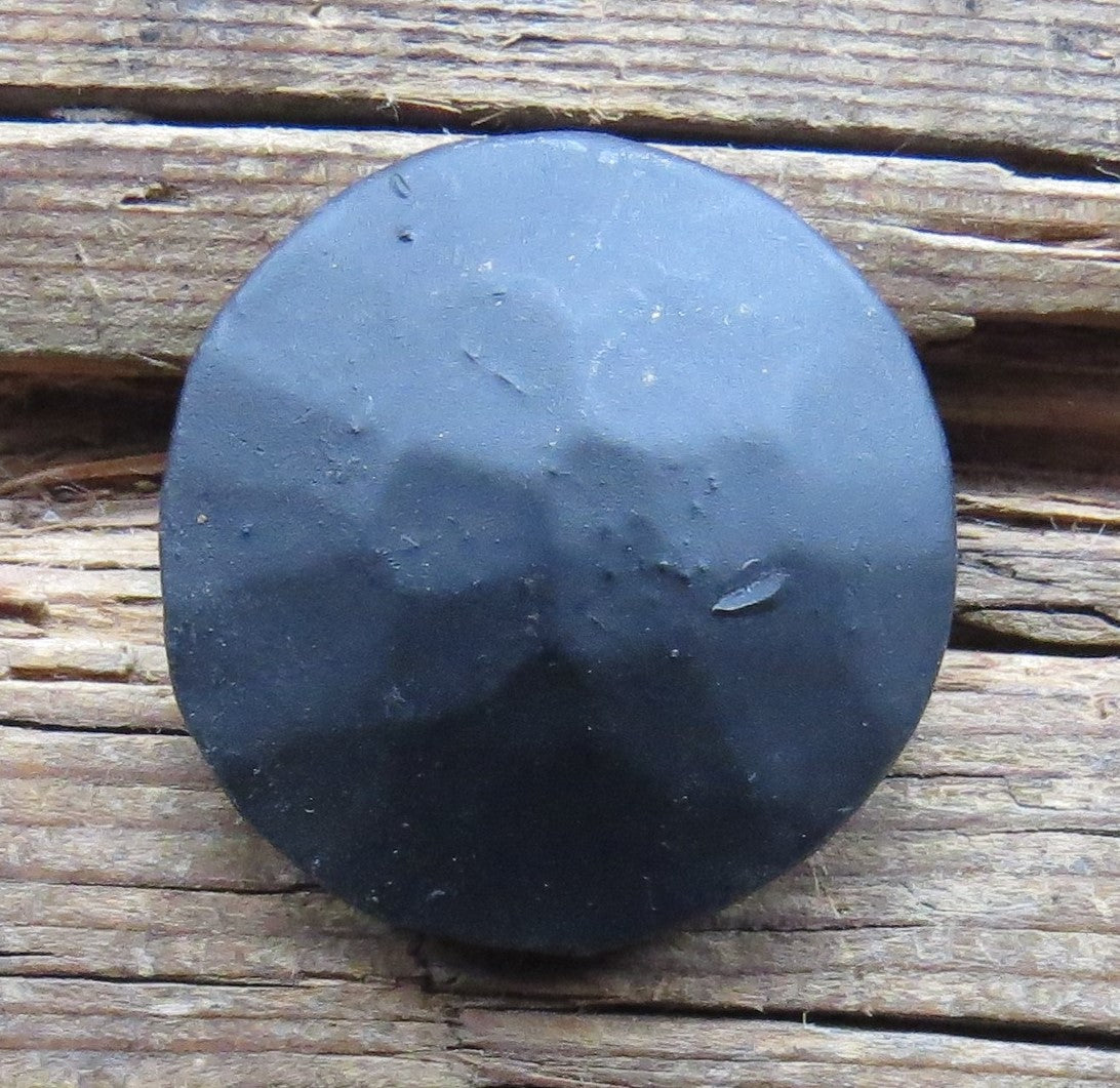 Load image into Gallery viewer, 1 1/2&amp;quot; Hammered Round Head Nail
