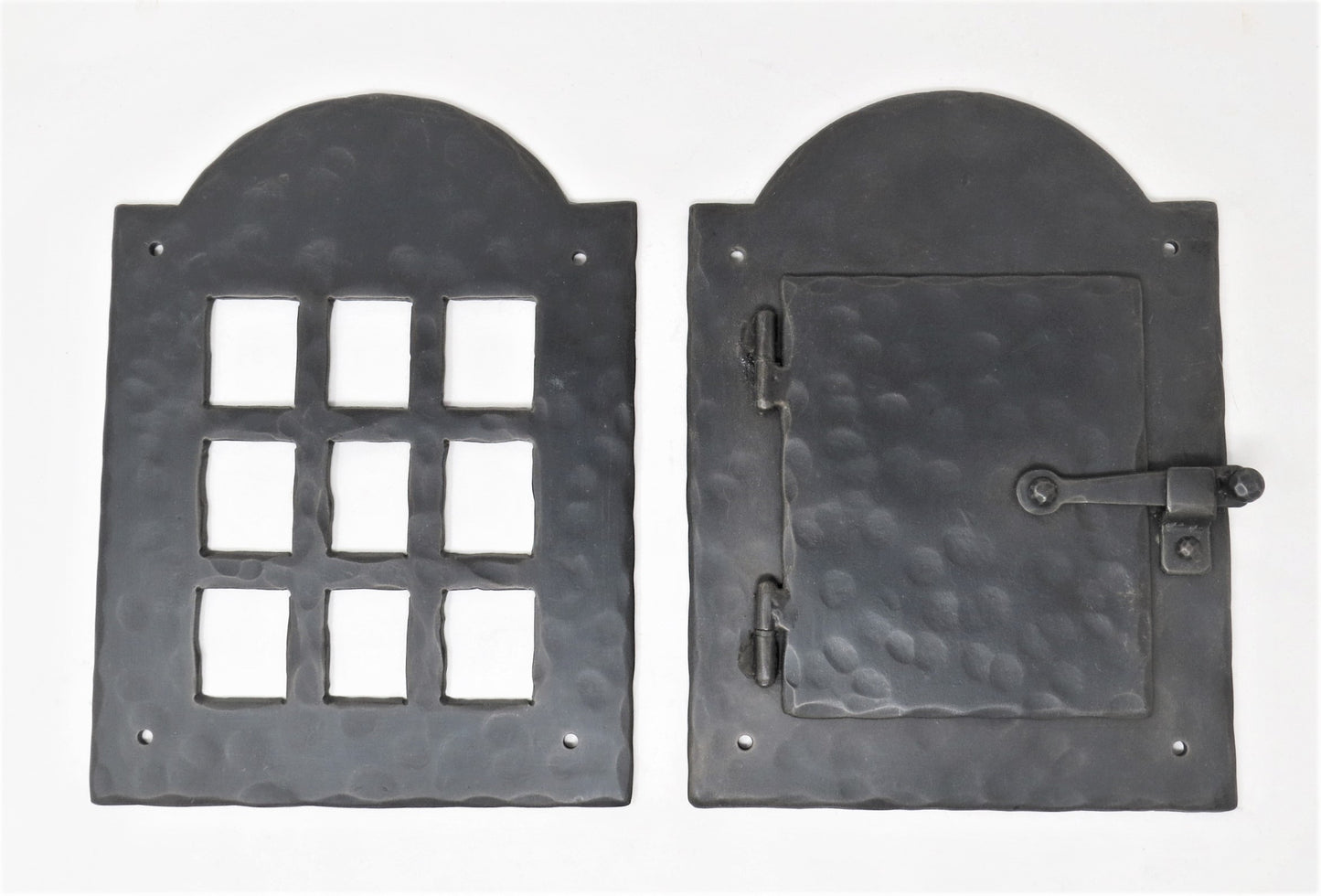 Load image into Gallery viewer, Colonial Iron Speakeasy Door &amp;amp; Grill Set
