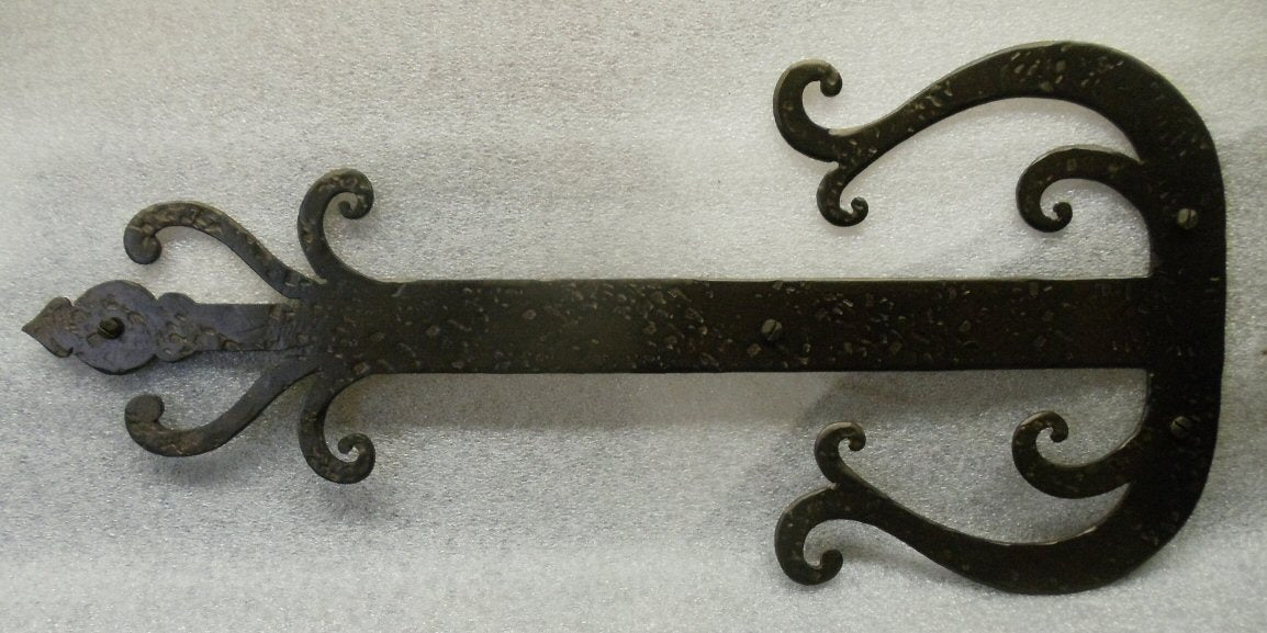 Load image into Gallery viewer, Celtic Iron Faux Hinge Strap

