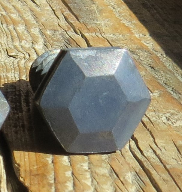 Décalage à tête hexagonale pyramidale de 1/4" de diamètre