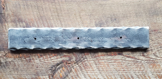 Hammered Edge Strapping