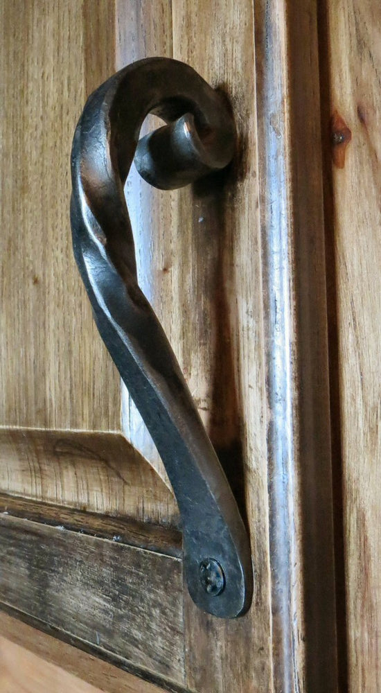 Chateauesque Cabinet Handle