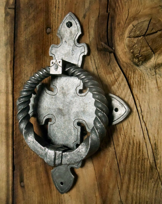 Load image into Gallery viewer, HRP-331 Spanish Cathedral Door Knocker / Ring Pull
