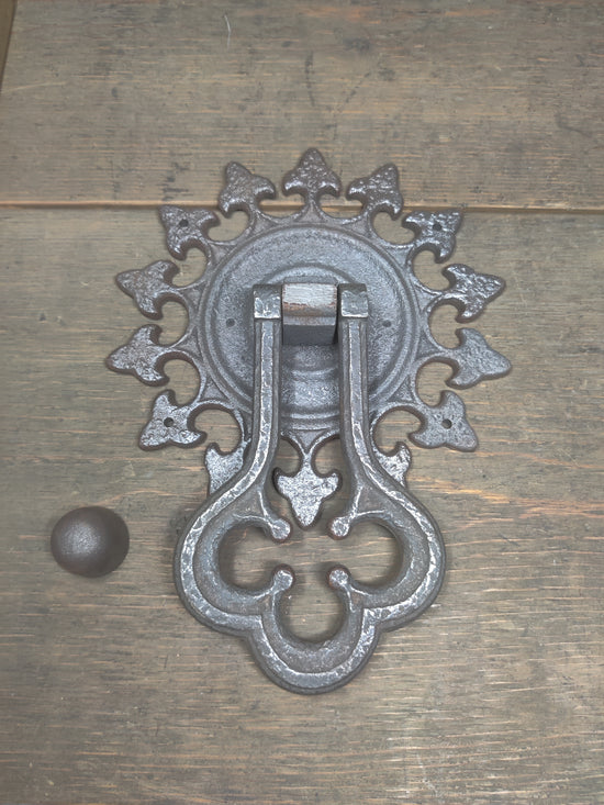 Load image into Gallery viewer, Portuguese Gothic Door Knocker / Ring Pull
