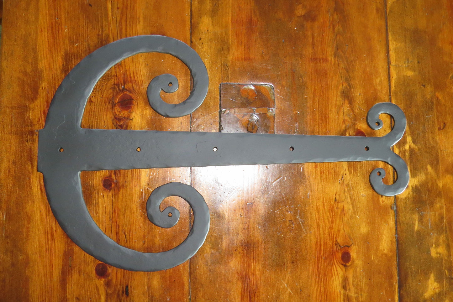 Load image into Gallery viewer, XL Middle Age Europe Wrought Iron Faux Hinge Strap
