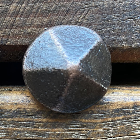 Clou à tête pyramidale ronde en cuivre de 3/4 po