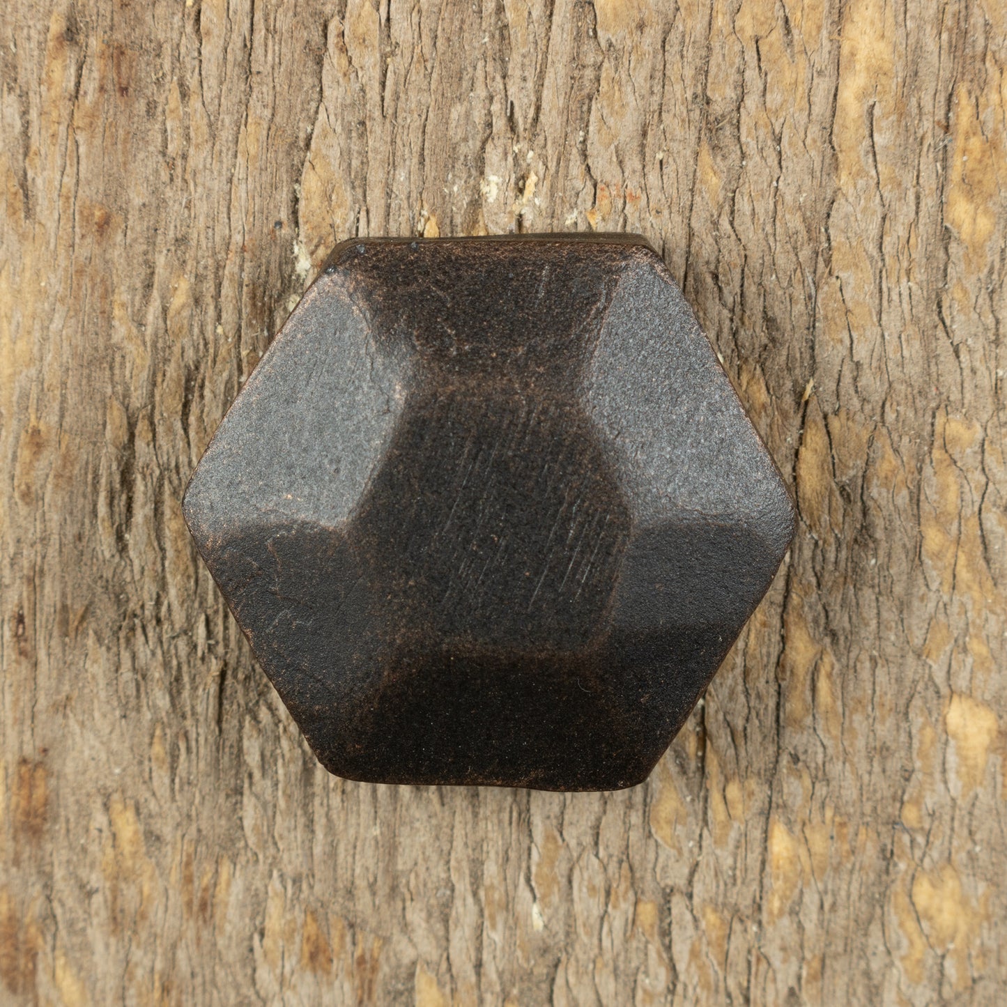 Perno de cabeza hexagonal piramidal de 3/4" de diámetro