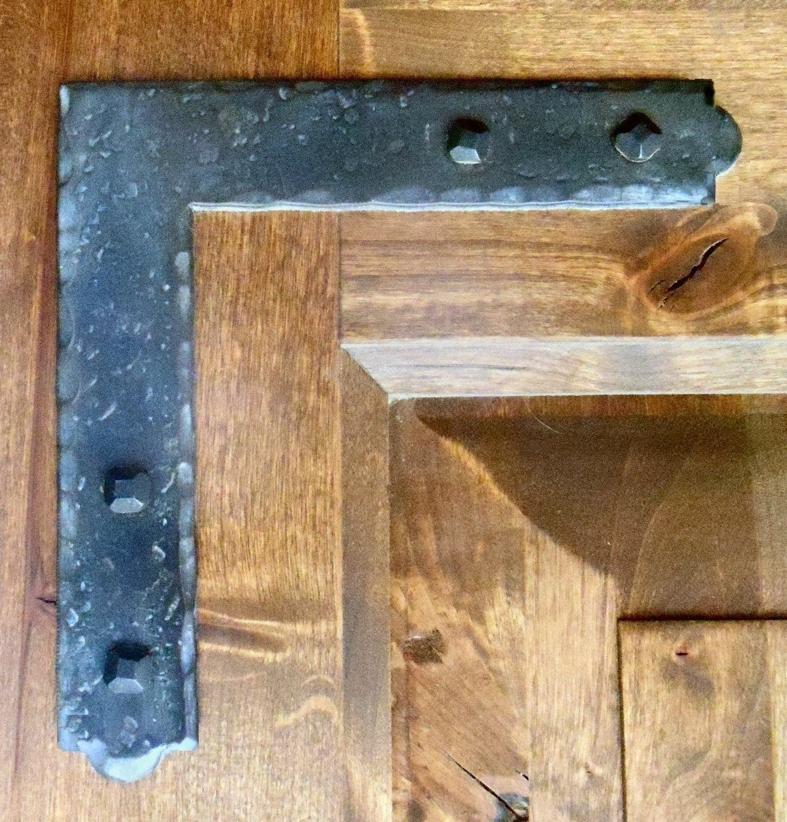 Colonial Iron "L" Plate