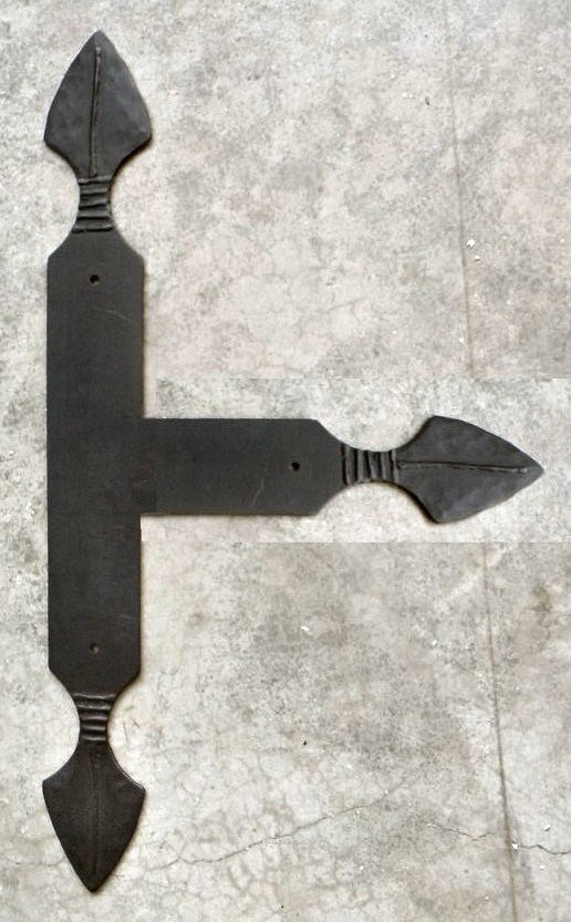 CORREA "T" auténtica de hierro con punta de flecha