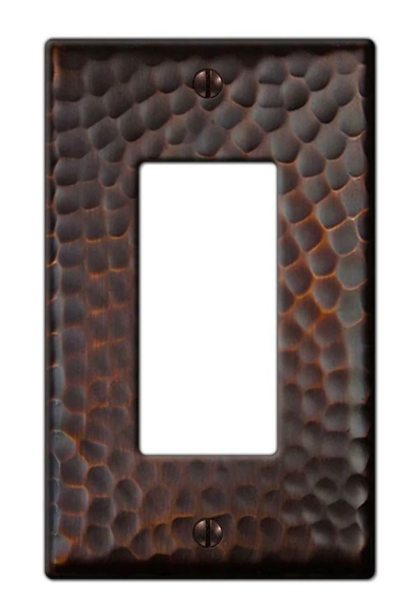 Plaque d'interrupteur à bascule simple martelée en bronze vieilli