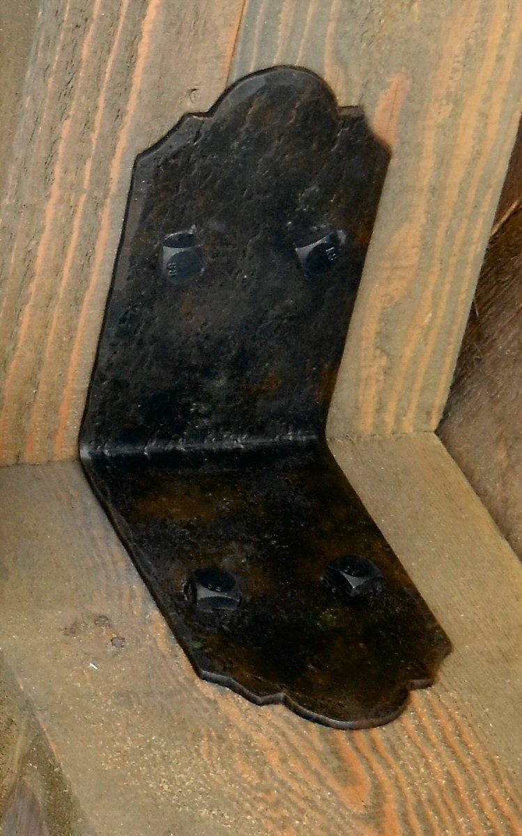 Classic Iron Angle Brace