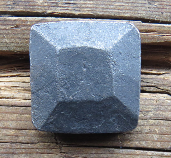 1 1/4" Square Plateau Hammered Head Nail