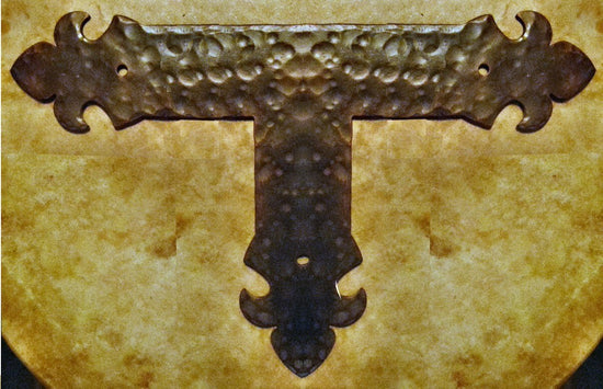 Load image into Gallery viewer, British Fleur De Lis Iron T Face Plate
